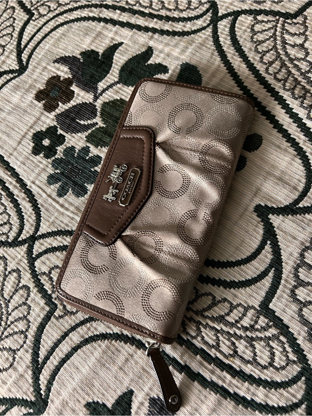 Coach Madison Khaki Dotted Signature Wallet